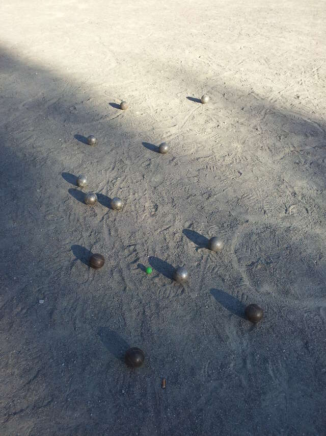 Pétanque : terrain au Chinaillon (La Floria)