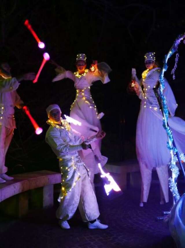 Travelling show - Little Christmas Band