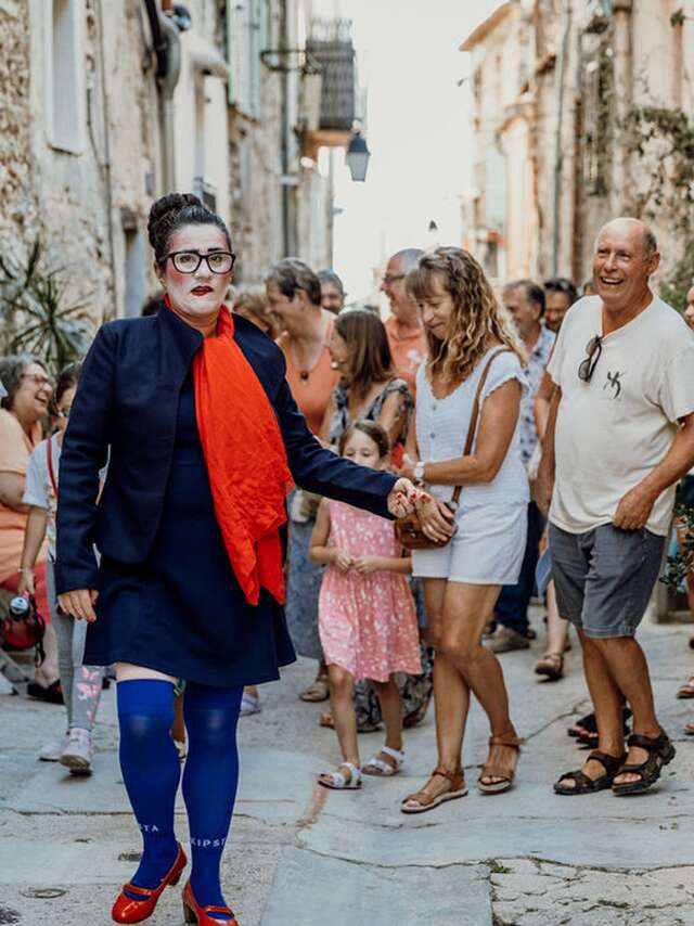 Escapades Baroques: passeggiata drammatizzata con la Compagnie de L'Embrayage à Paillettes