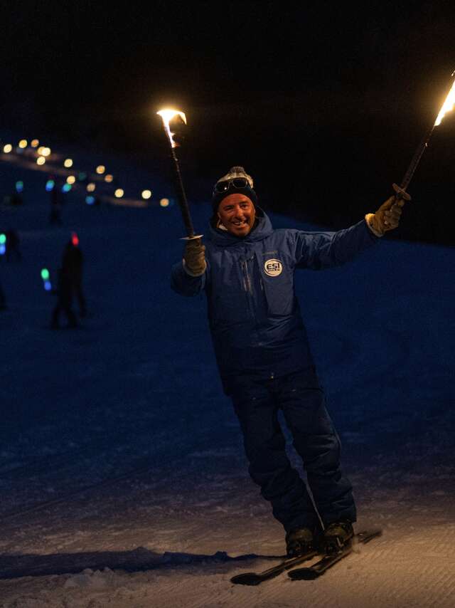 Féerie d'hiver : Descente aux flambeaux de l'ESI Ozone
