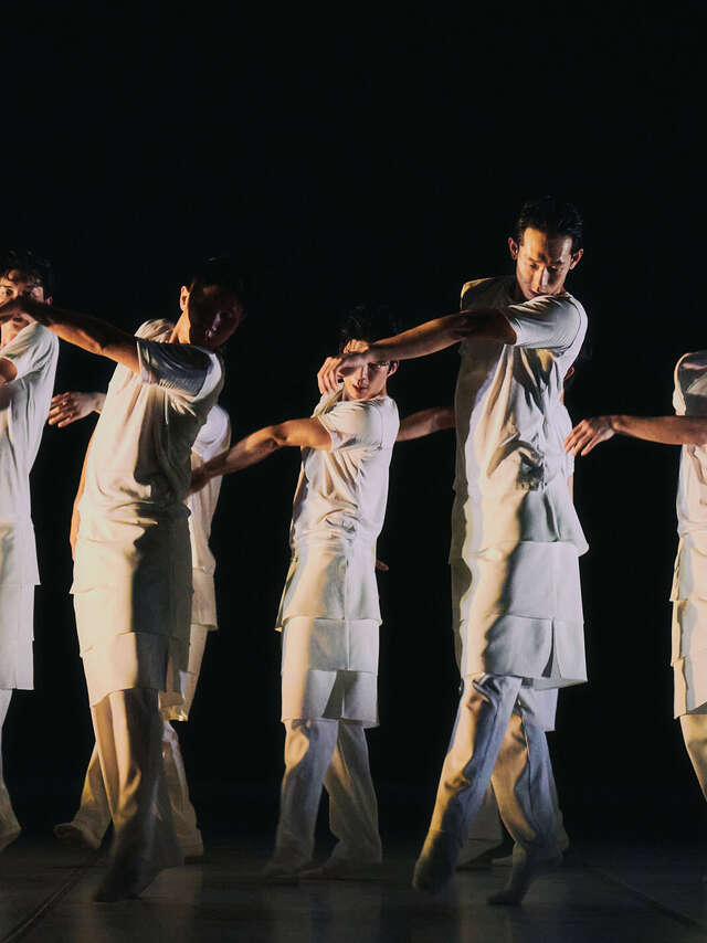 Modern Table Dance Company - "Medita"
