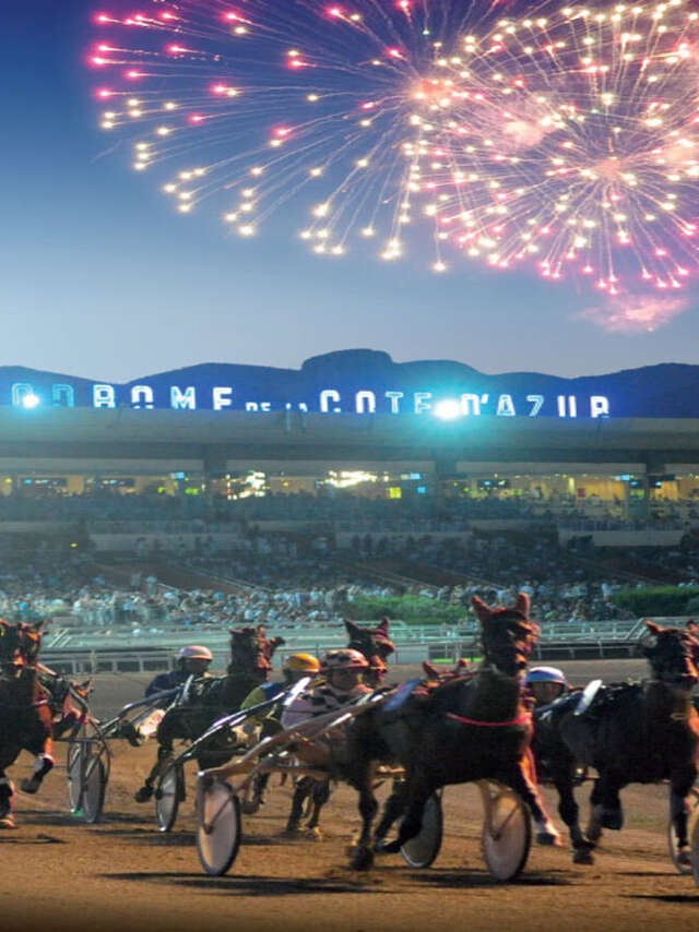 Fuochi d'artificio all'ippodromo della Costa Azzurra