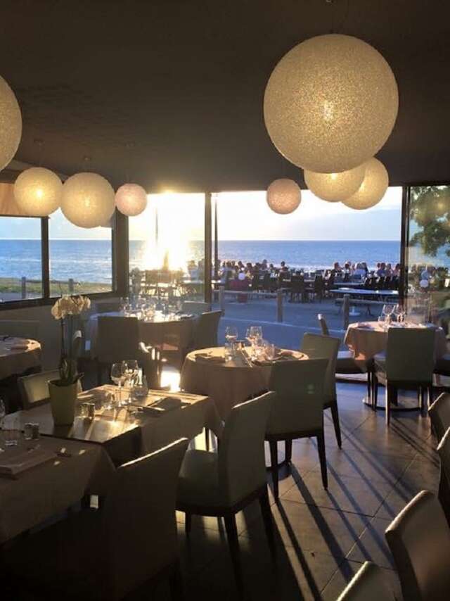 Les Pieds dans l'eau