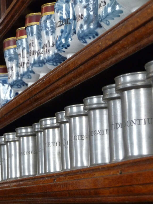 Apothecary's - Tuesday summer tour
