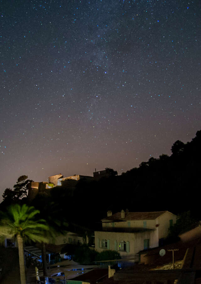 Point rencontre : observation des étoiles avec les bénévoles de l'Observatoire du Pic des Fées à Port-Cros