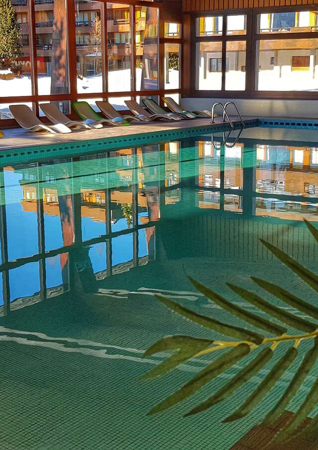 Schwimmbad von Thyon 2000