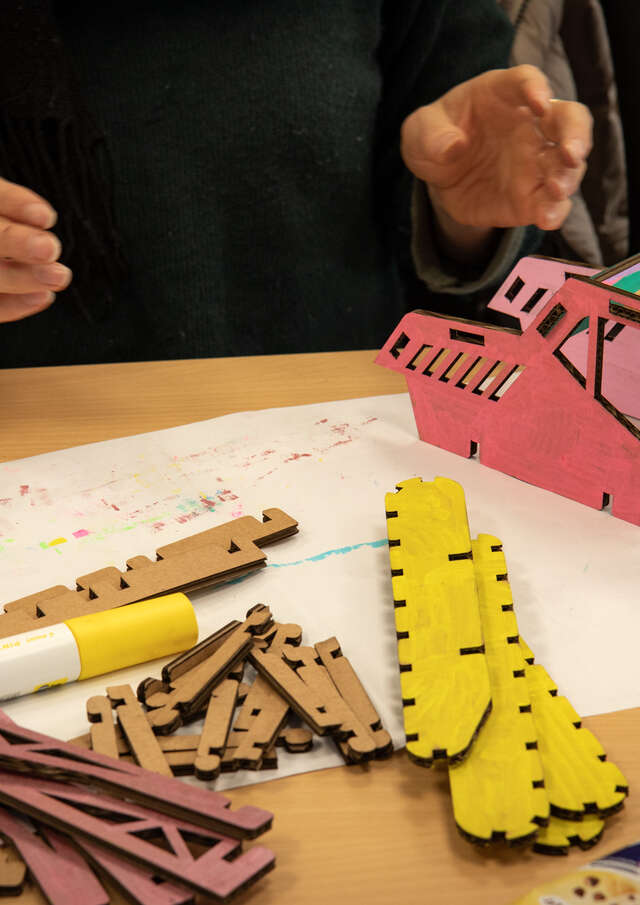 Atelier "Mini dameuse en carton"