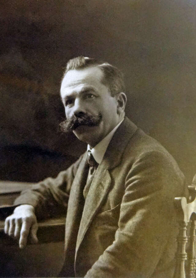 Conférence : un alpiniste photographe, éditeur de cartes postales : Gustave Oddoux