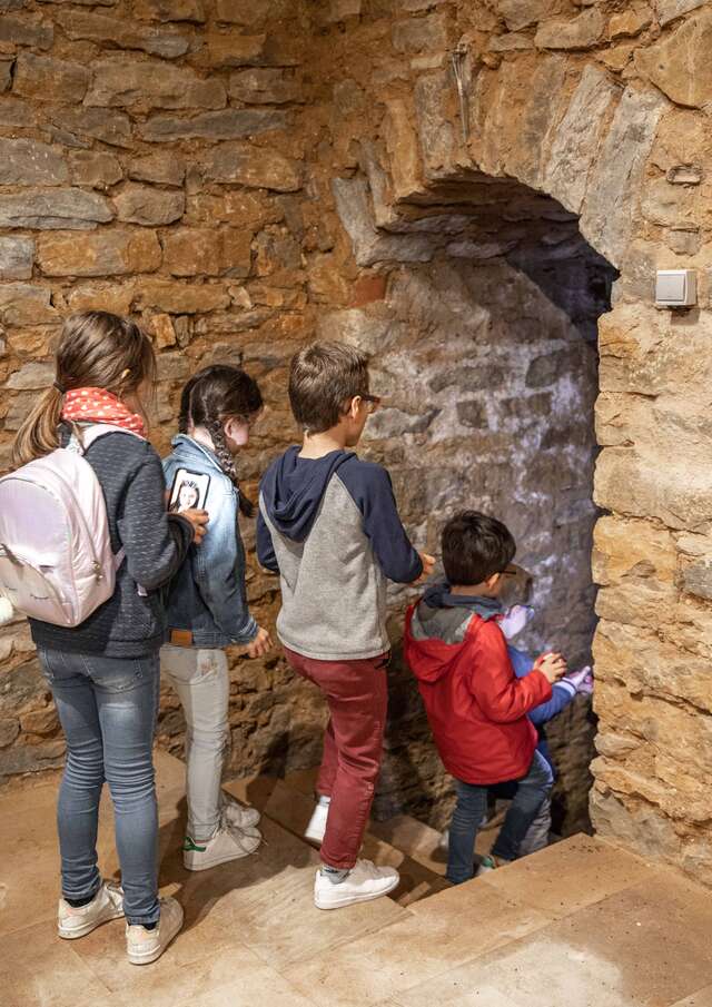 Secrets, mystères et autres histoires au Domaine de la Garde