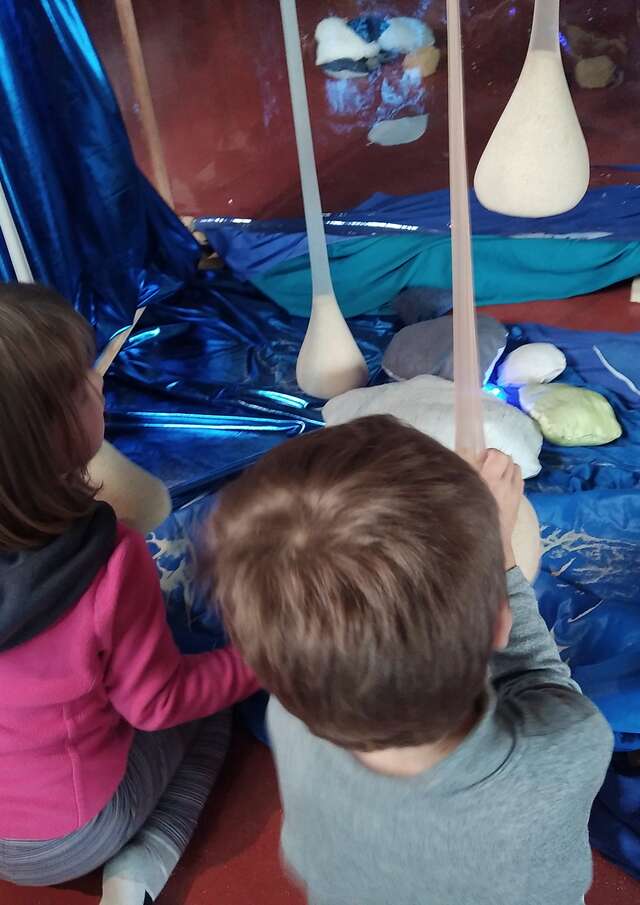 Atelier pour les tout-petits : l'eau, un univers tout en féérie