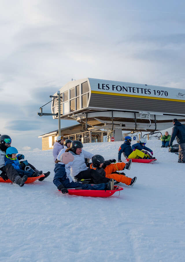 Sledge race in la Joue du Loup
