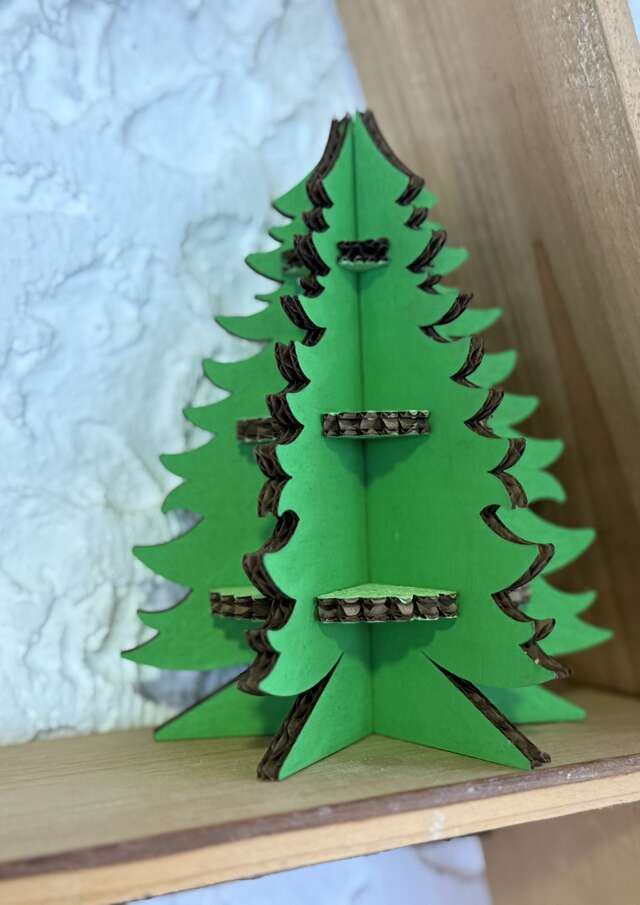 Atelier créatif : Sapin en carton