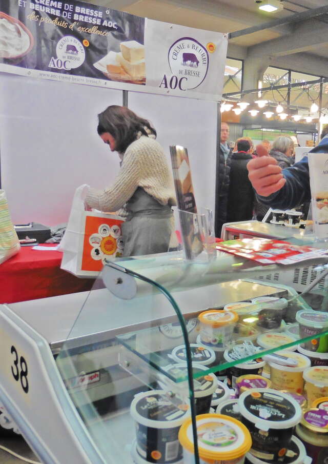 A special market for greedy people!