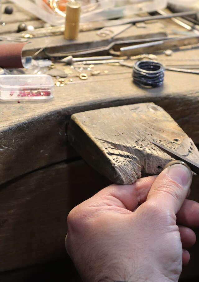 Dans les coulisses de la joaillerie d'art