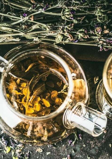 Kräutertee und Phytotherapie mit CAIRN
