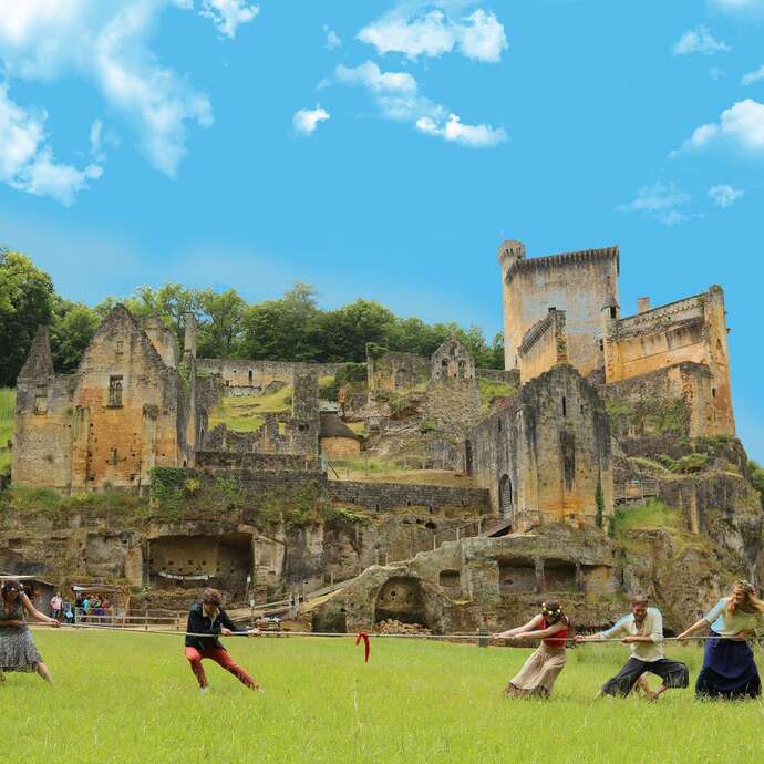 Les vacances d'été au Château de Commarque