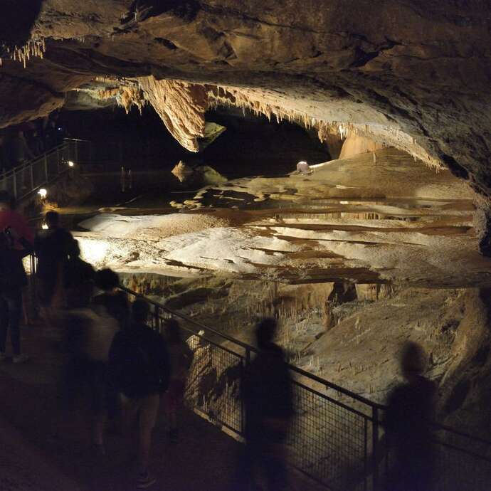 Grottes de Lacave