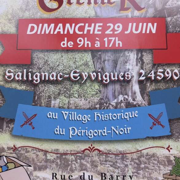 Vide-grenier à Salignac - Village Historique du Périgord Noir