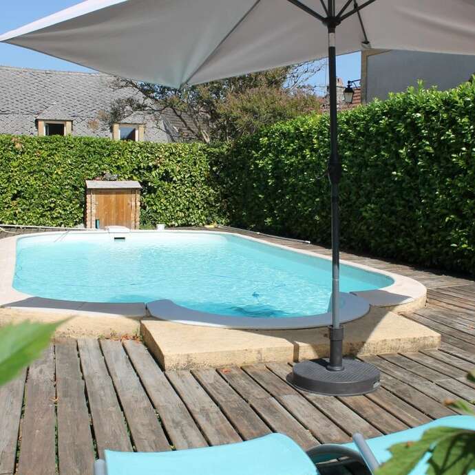 Maison Cazal, climatisée, piscine privée, proche de Sarlat