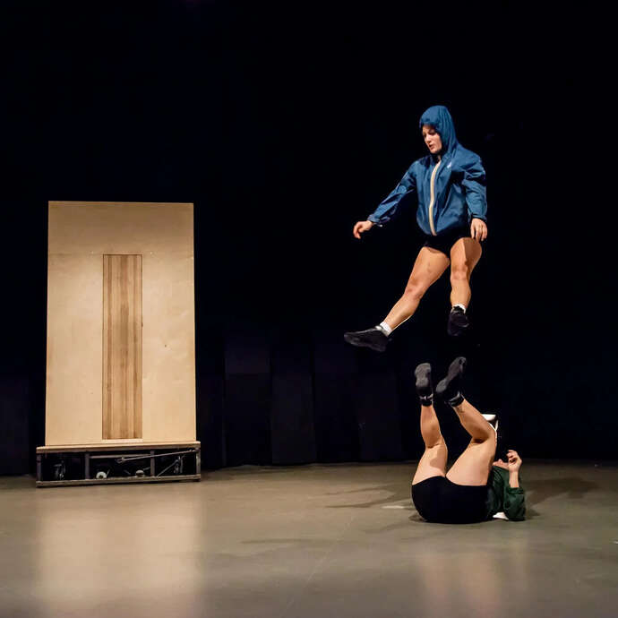Cirque - Compagnie eia "NUYE"