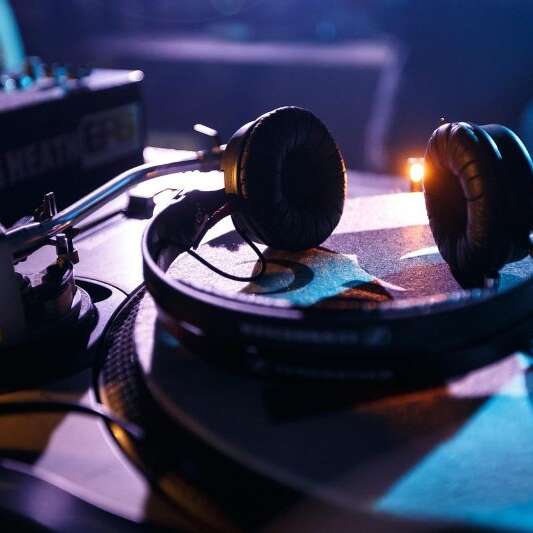 Tropical Party avec DJ Guaca
