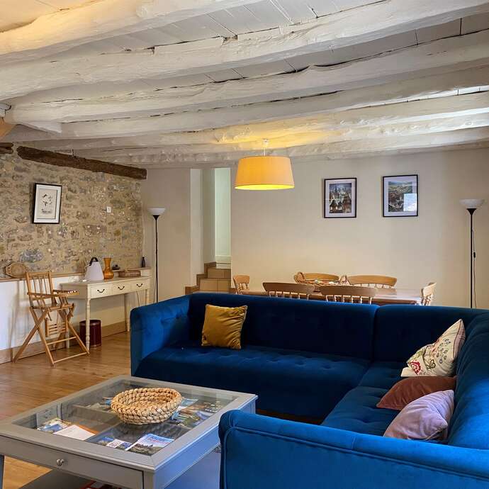 Maison Lou Panieraire dans le bourg de Beynac