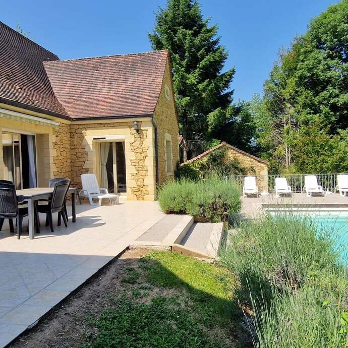 Villa Raiatea avec piscine privée à Sarlat