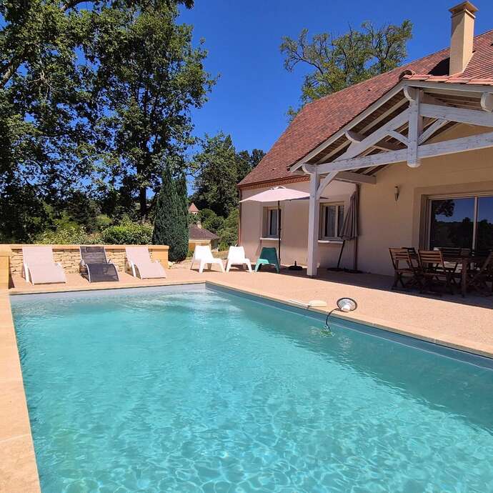 La Maison Odile à Sarlat avec piscine chauffée