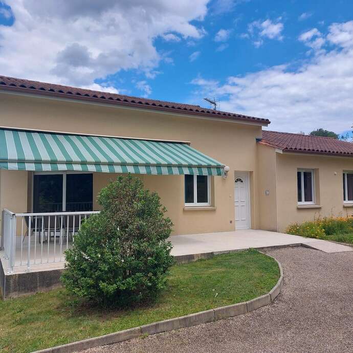 Maison de Verdure climatisée et piscine chauffée