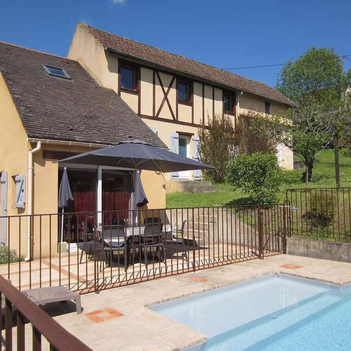 Les Bruyeres maison climatisée piscine chauffée