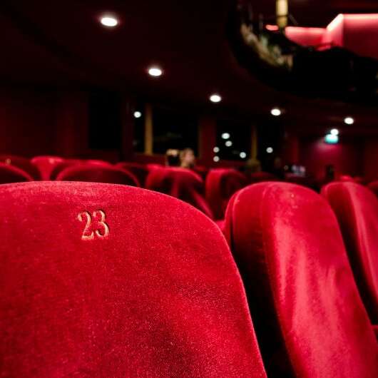 Théâtre - Diatribe d'amour contre un homme assis