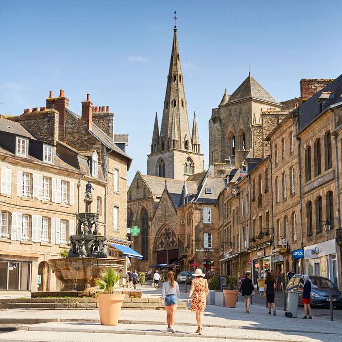 Visite guidée : Guingamp, Petite Cité de Caractère® et grandes histoires