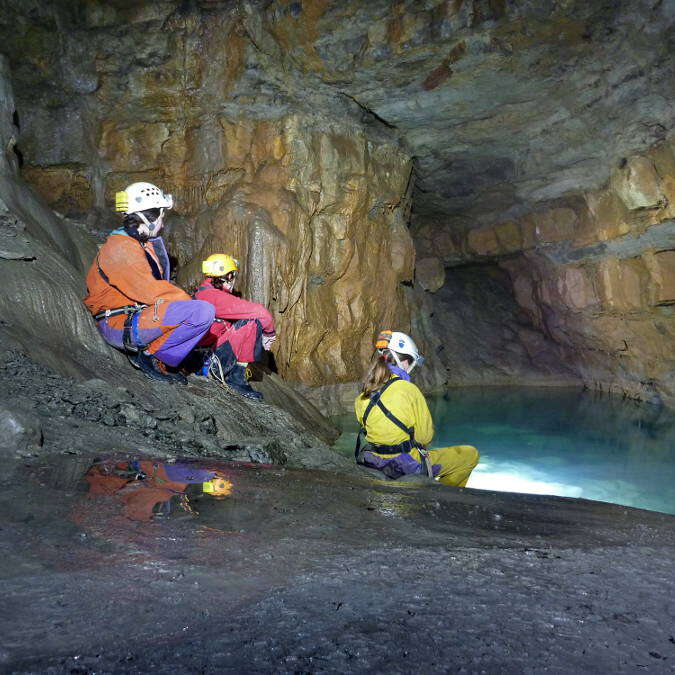 GRANDEUR NATURE : SPÉLÉOLOGIE