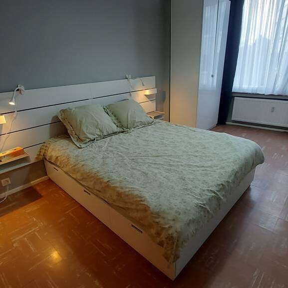A deux pas de la place Meiser, appartement meublé.