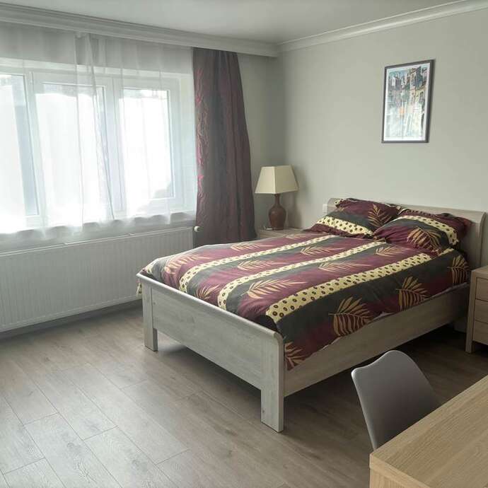 Room north chambre meublée