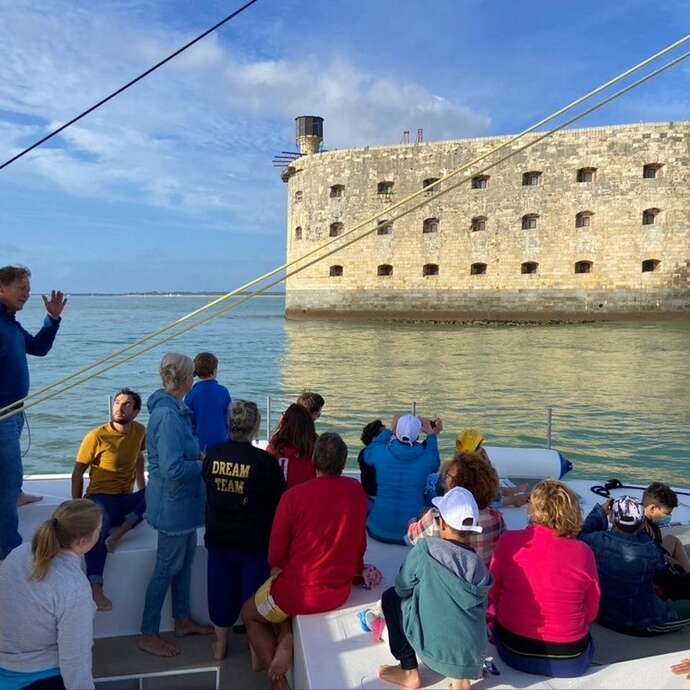 Boyard Croisière : Fort Boyard unter Segel Boyard Croisière : Fort Boyard unter Segel