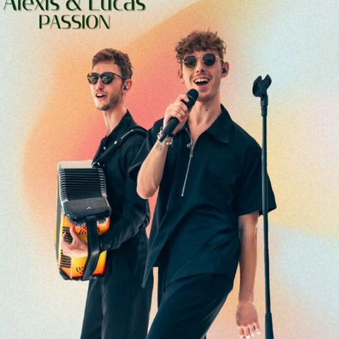 Scène d'Été au Centre Bourg : Alexis et Lucas PASSION