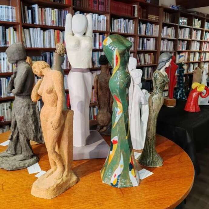 "Femmes et félins", exposition de sculptures