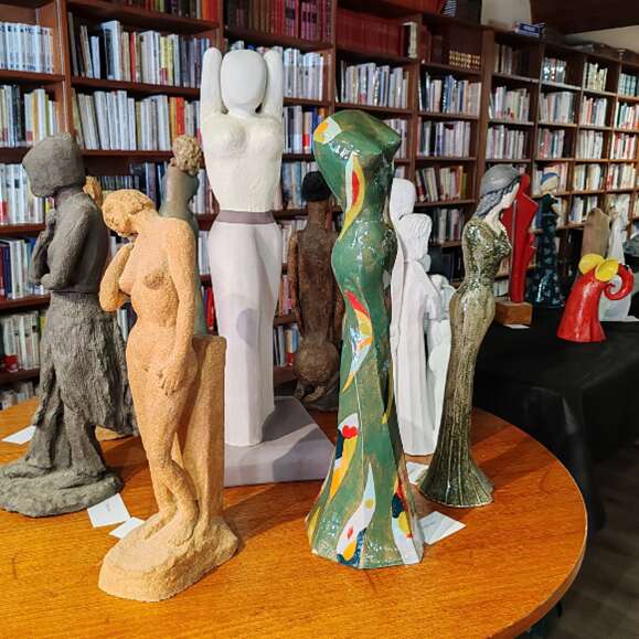 "Femmes et félins", exposition de sculptures