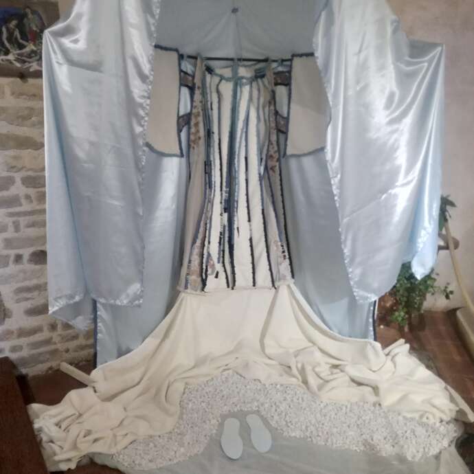 Austellung Wege der sakralen Kunst Sous le manteau de Notre-Dame des Roses