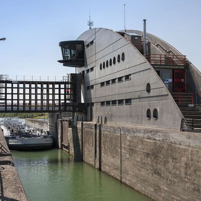 Guided Tour of the Niffer lock - VNF
