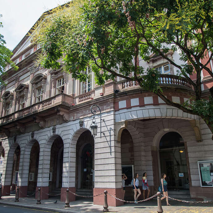 Guided tour: the Sinne theatre