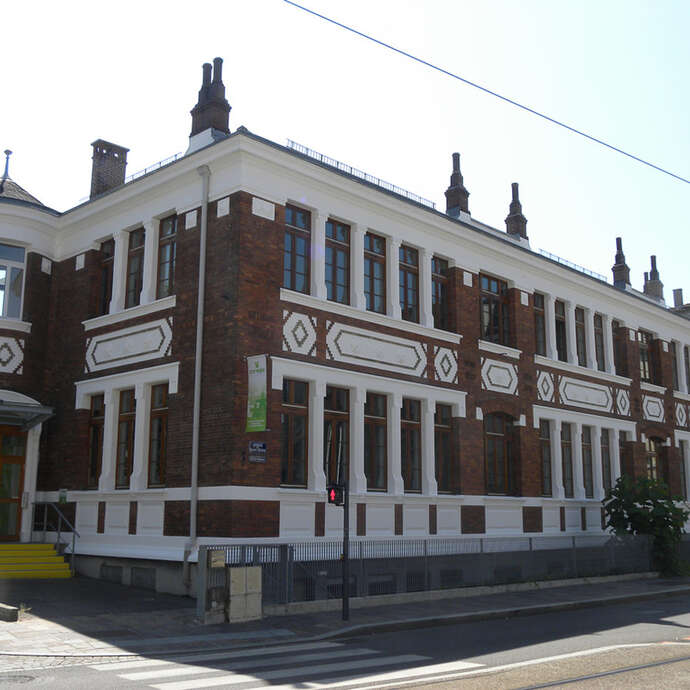 Guided tour: Around the chemistry of Mulhouse