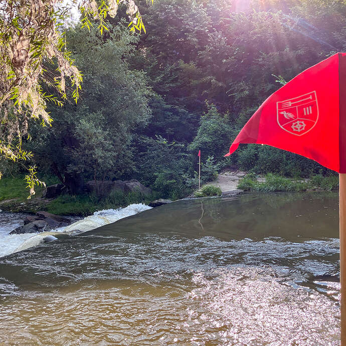 Thematischer Spaziergang rund um die Ausstellung Déborder la rivière (Den Fluss überbrücken)