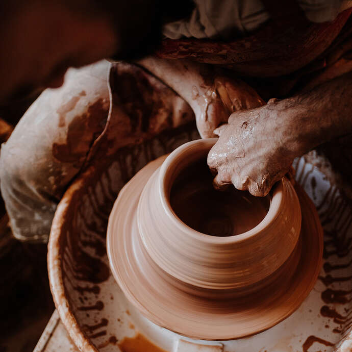 Introductory potter's wheel workshop