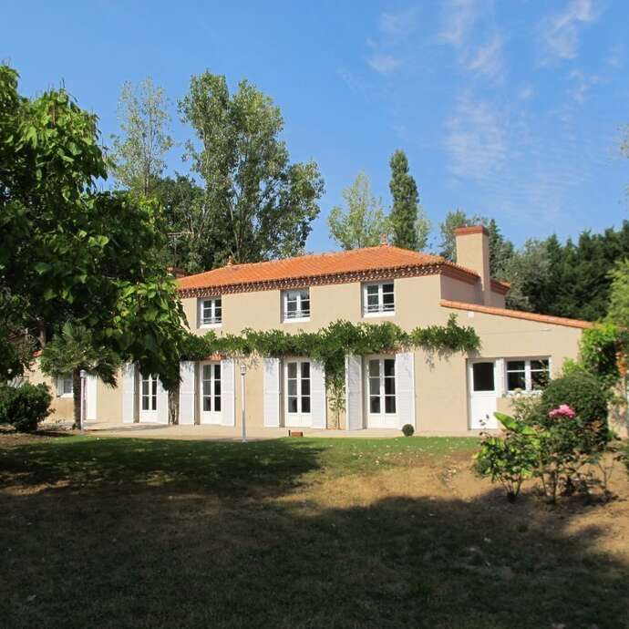 Gîte de groupe Jardin Cléray