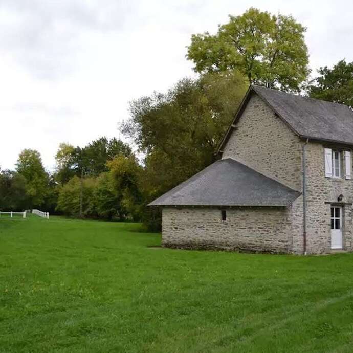 DOMAINE DES VAULX : PETITE ÎLE DE LA POUPARDIÈRE