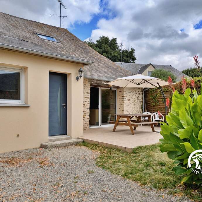 GÎTE DU PETIT LÉVARÉ, 6 PERSONNES