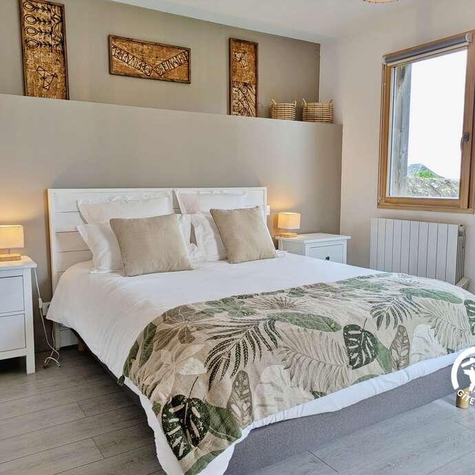 GÎTE DES CINQ TOURS, 6 PERSONNES