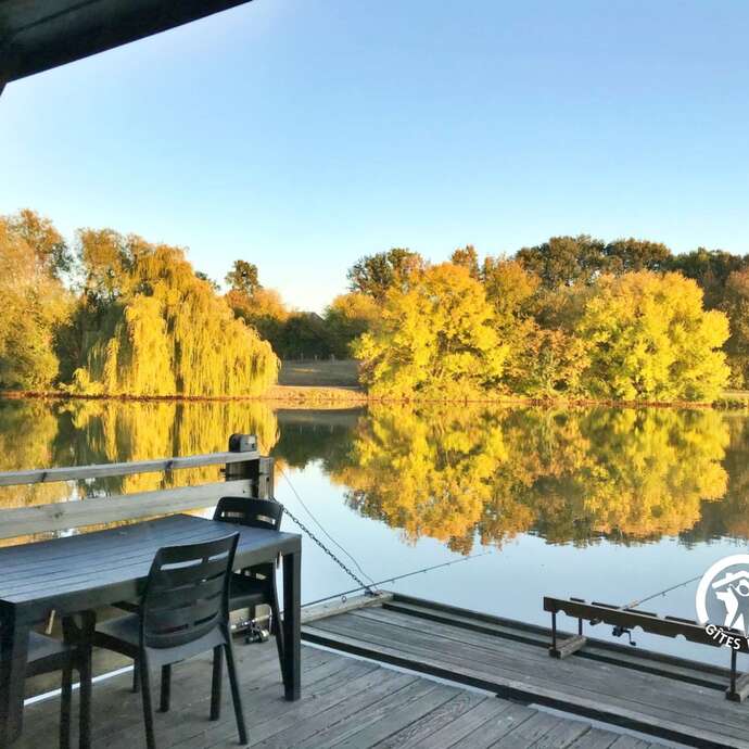 CHALET LA PERCHE, LES PIEDS DANS L'EAU, 5-7 PERS